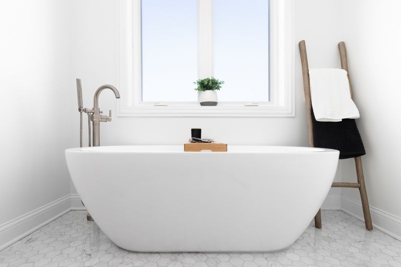 Space-efficient Bathtub Setup